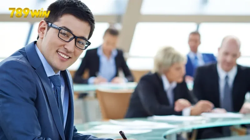 Tìm hiểu về giám đốc Trần Quán Quân